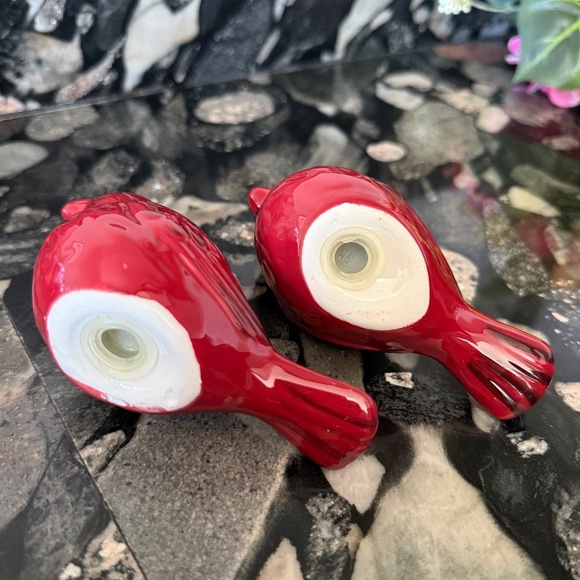 Salt & Pepper shakers - Picture 6 of 6